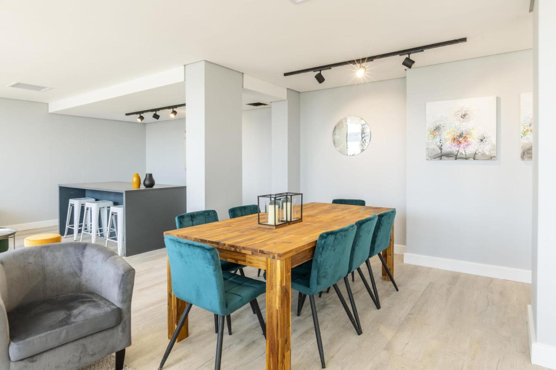 Lively Space In A Vibrant, Woodstock Area Cape Town